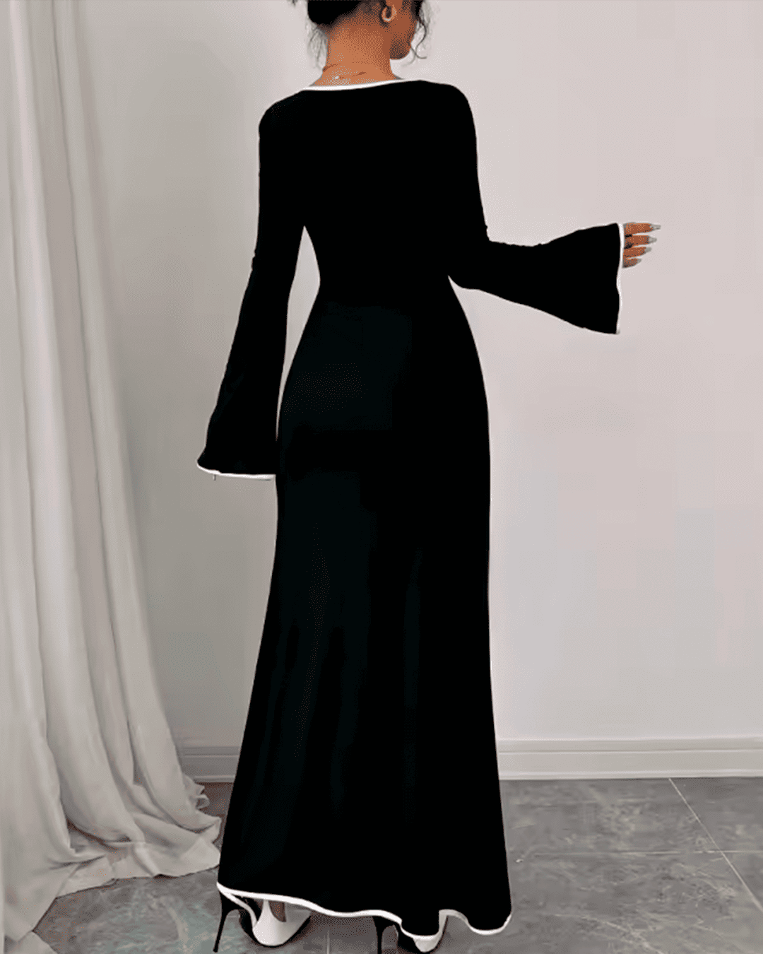 Col Carré Manches Évasées Bord Robe Sirène Contrastée