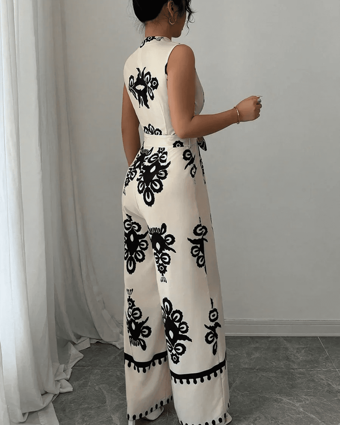 Combinaison Col V Sans Manches Ceinturée Motifs