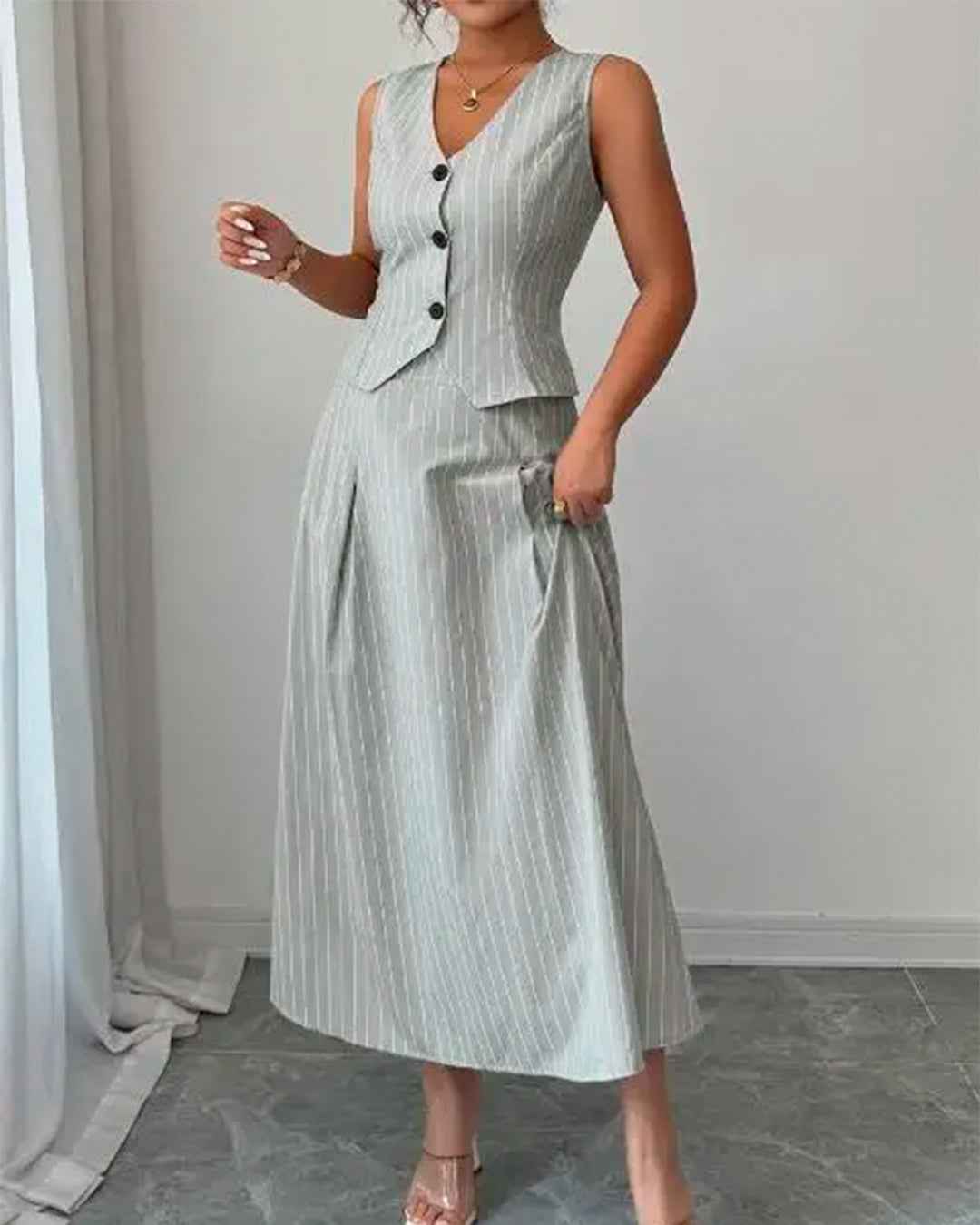 Ensemble Gilet Rayé Cintré Jupe Midi Évasée