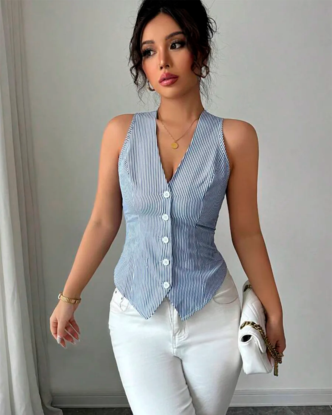 Blouse Sans Manches Rayée Col V Boutonnée