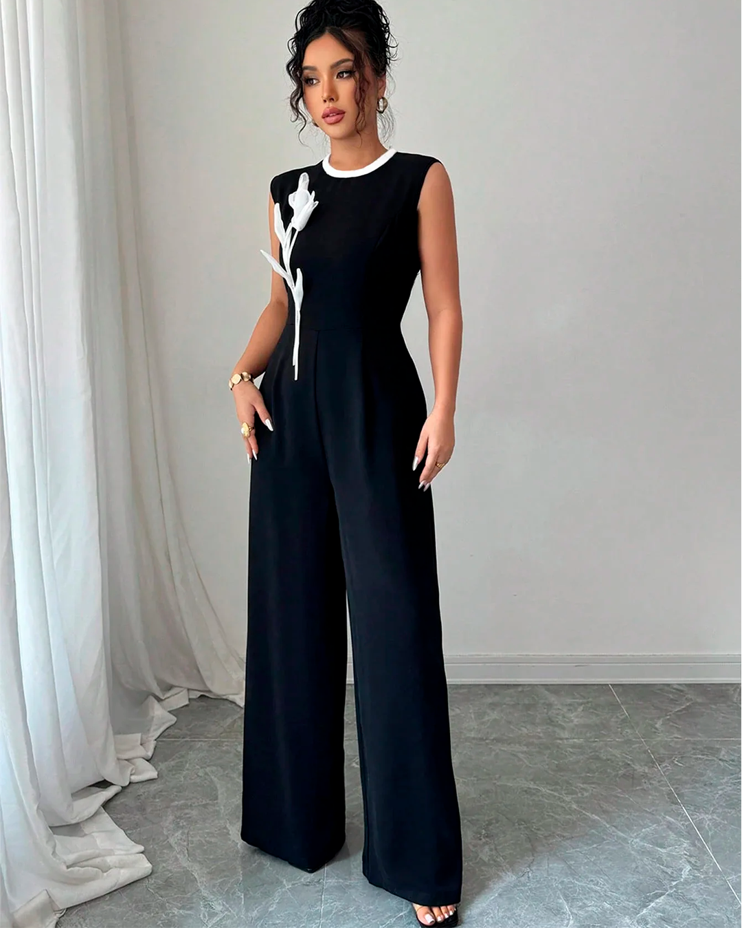 Combinaison Sans Manches Fleur Appliquée Taille Haute