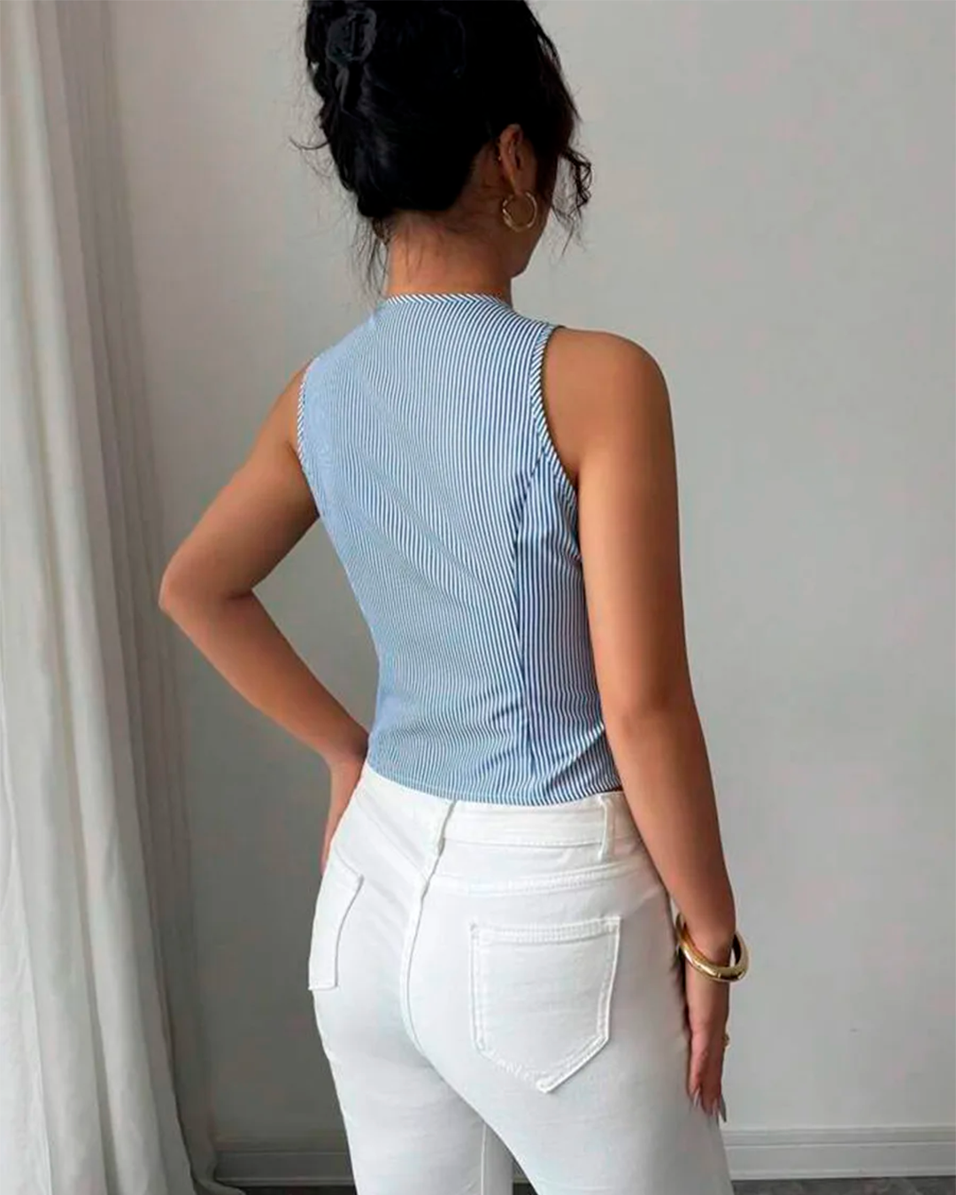 Blouse Sans Manches Rayée Col V Boutonnée