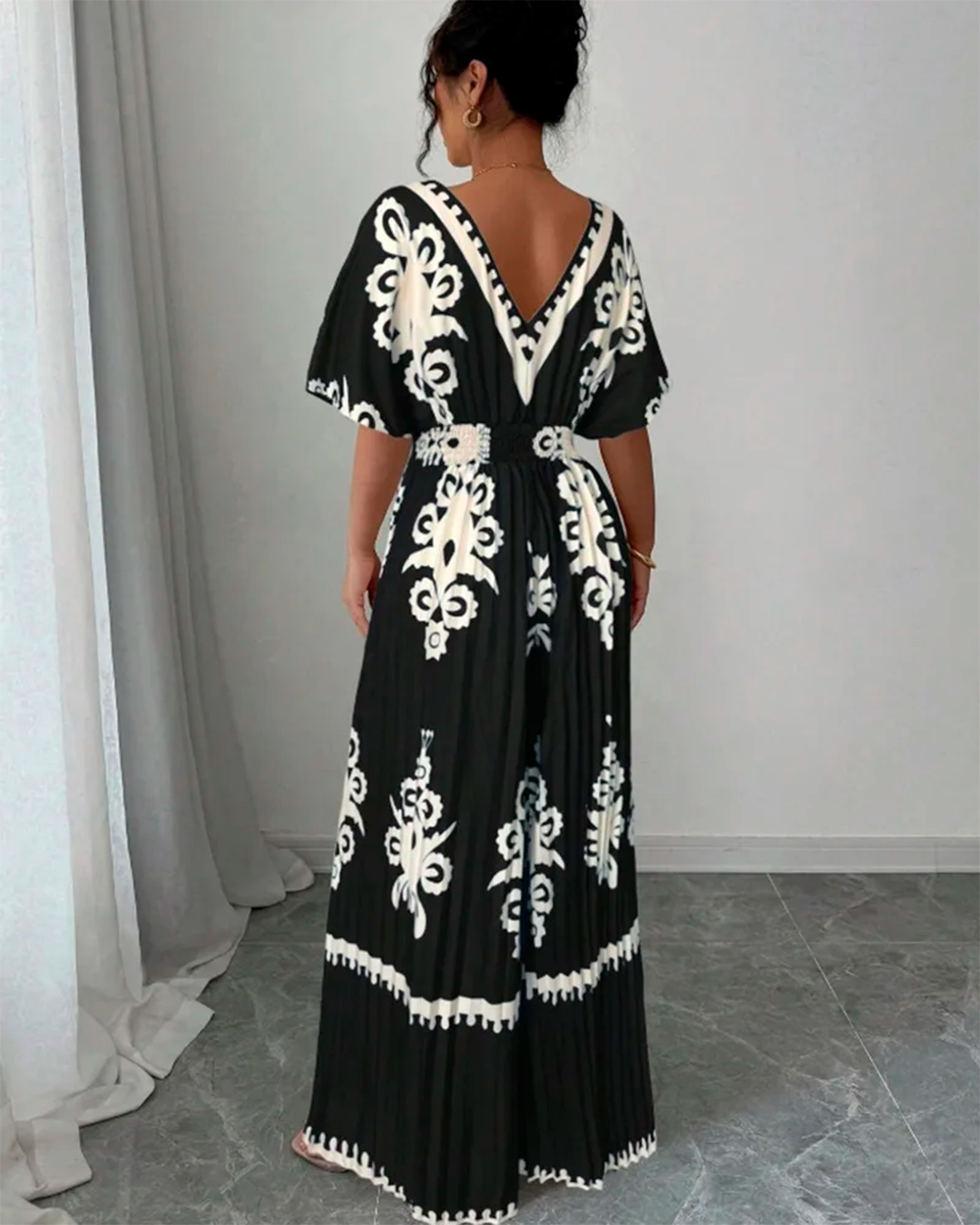 Combinaison Col V Plissé Taille Ceinturée Motifs Black