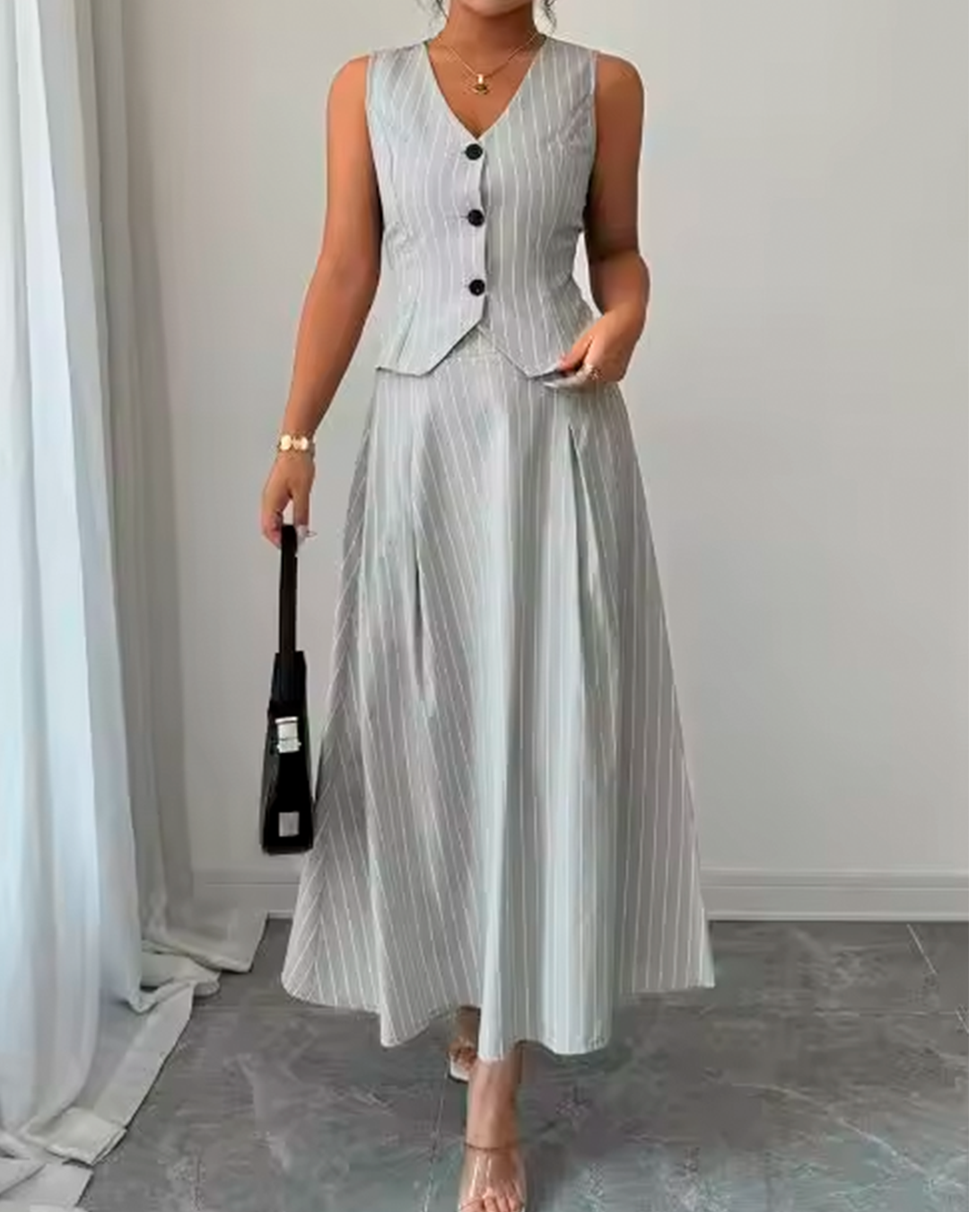 Ensemble Gilet Rayé Cintré Jupe Midi Évasée