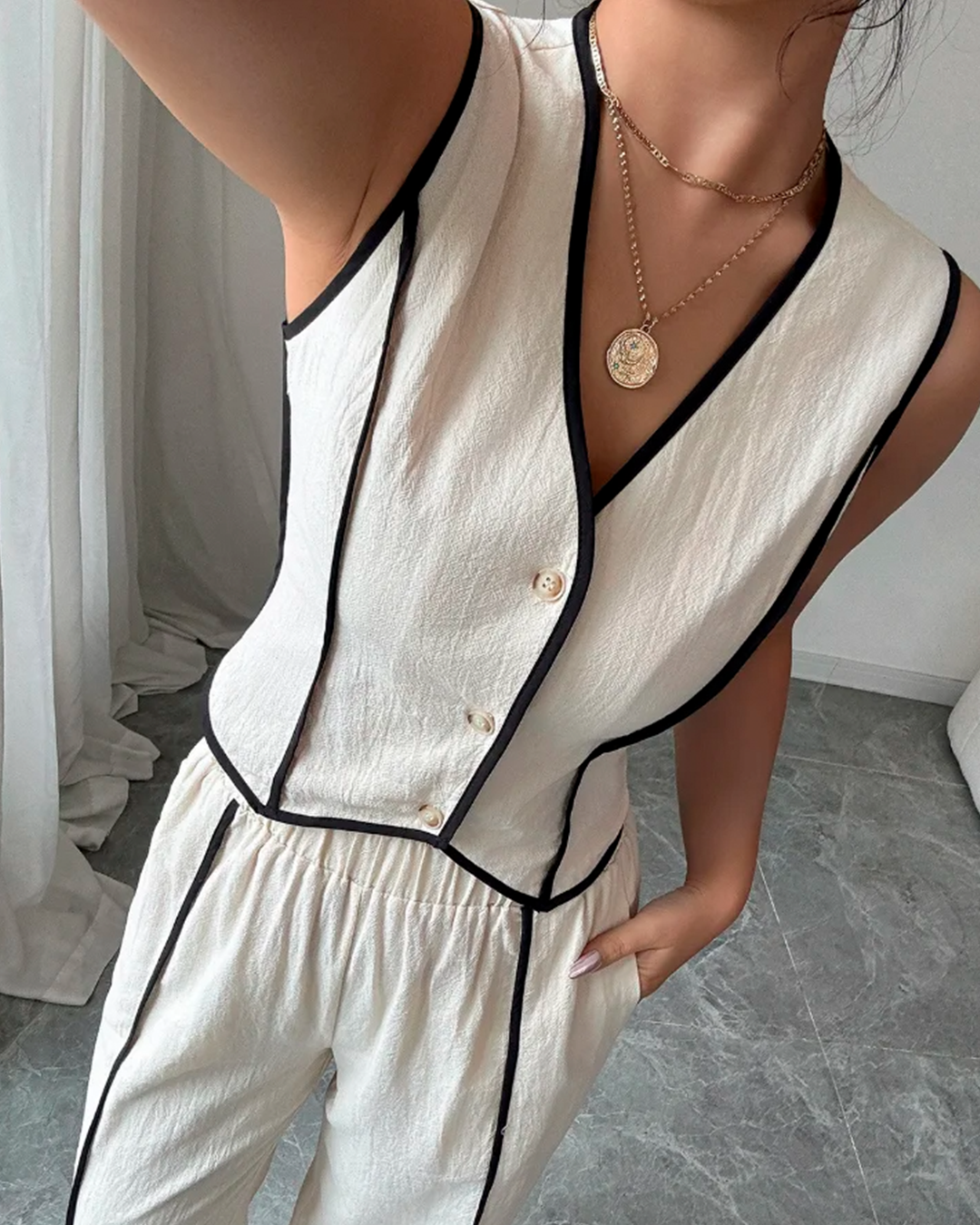 Ensemble Gilet Cintré Liseré Contrasté Pantalon Large