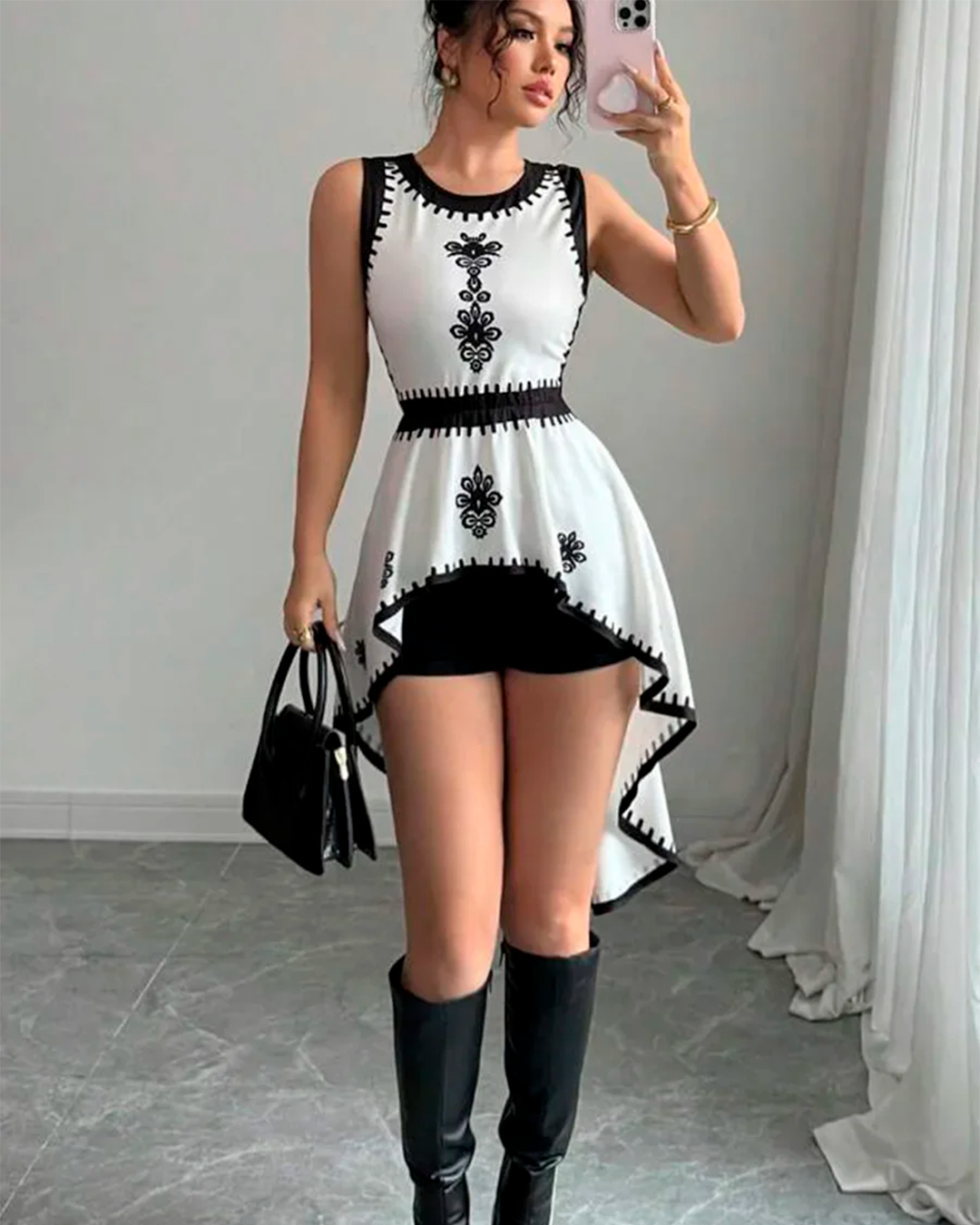 Blouse Asymétrique Sans Manches Broderies Contrastées