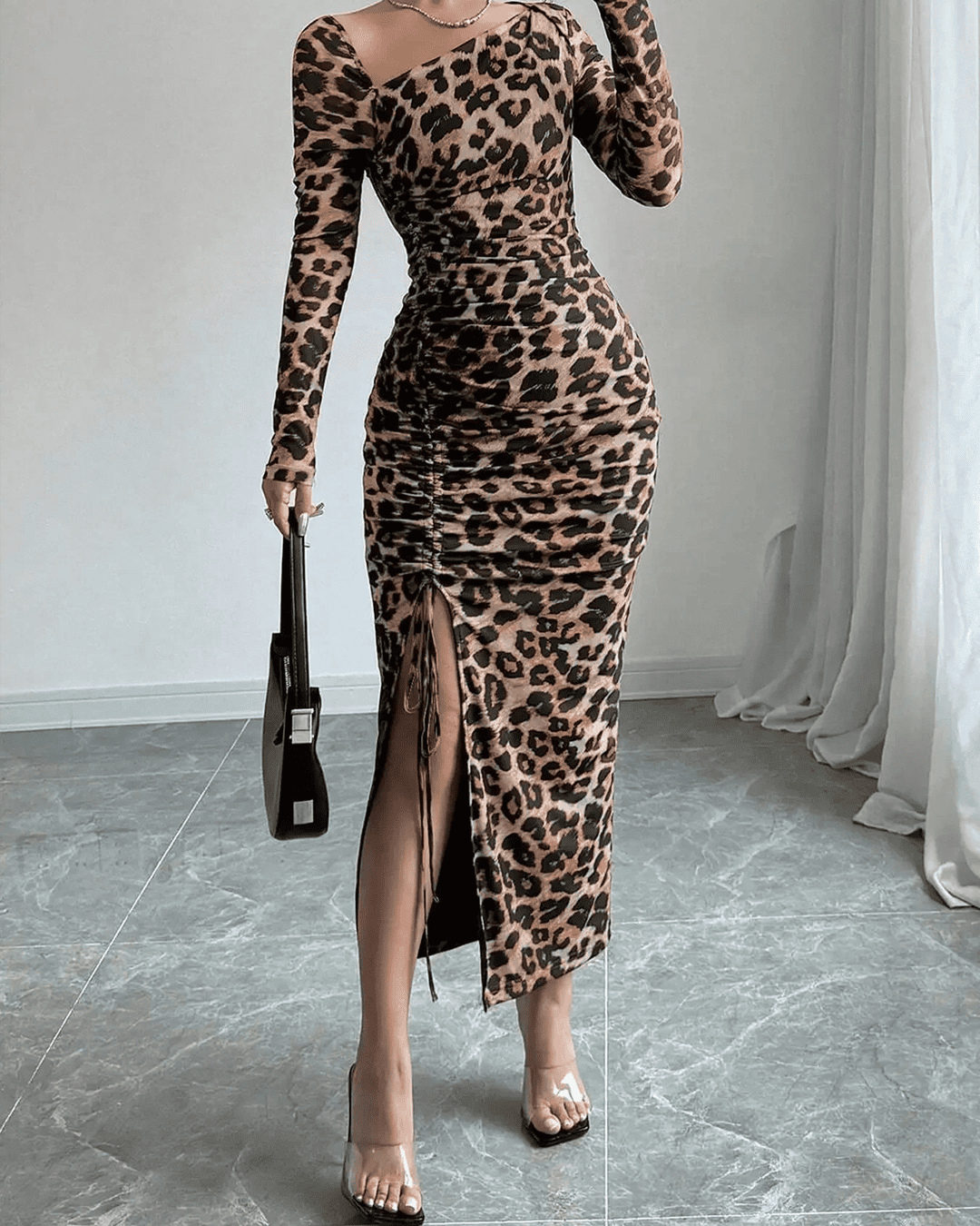 Robe Léopard Asymétrique Froncé Fente