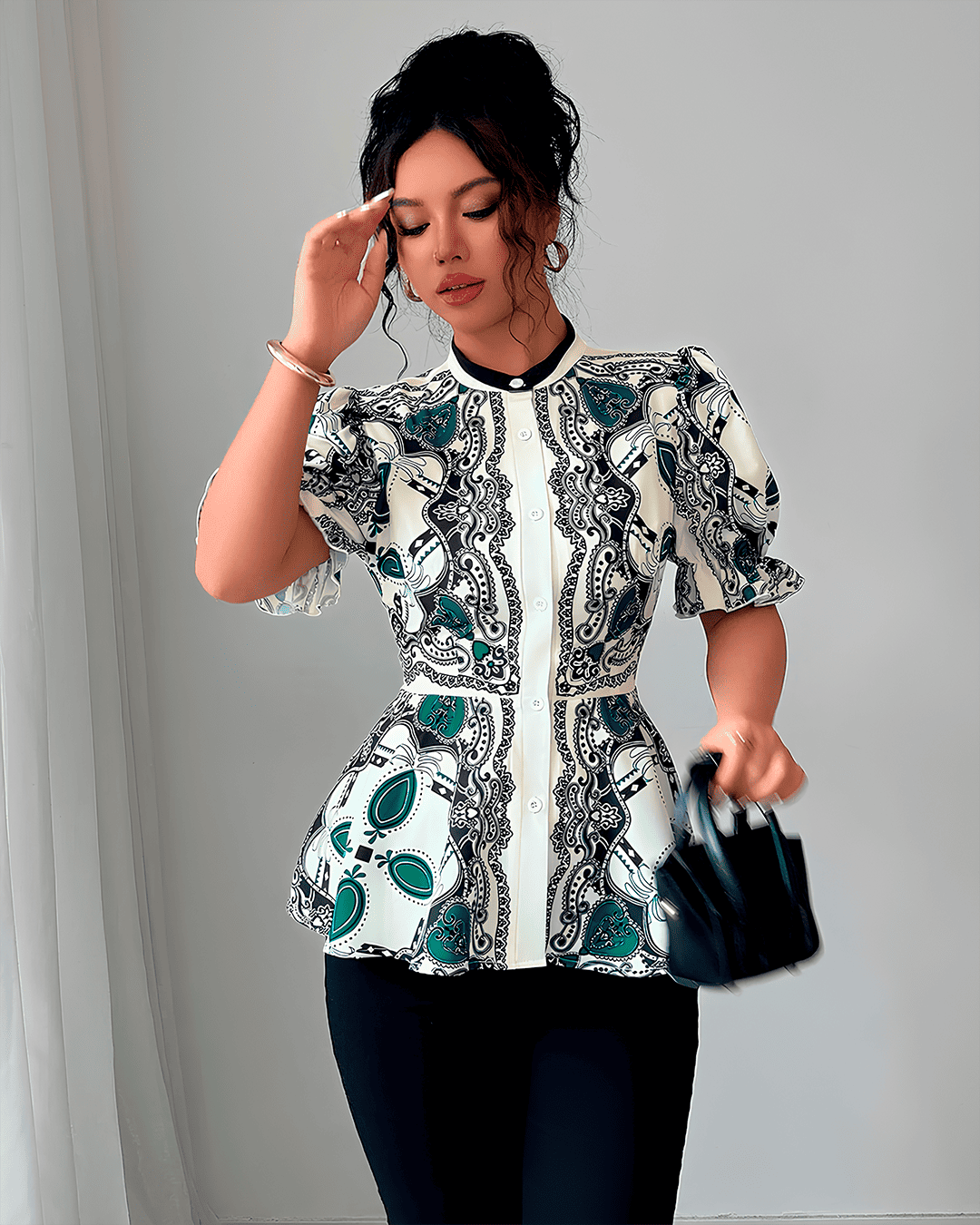 Blouse Imprimée Baroque Manches Bouffantes Peplum