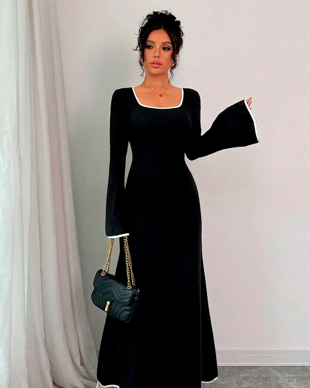 Col Carré Manches Évasées Bord Robe Sirène Contrastée