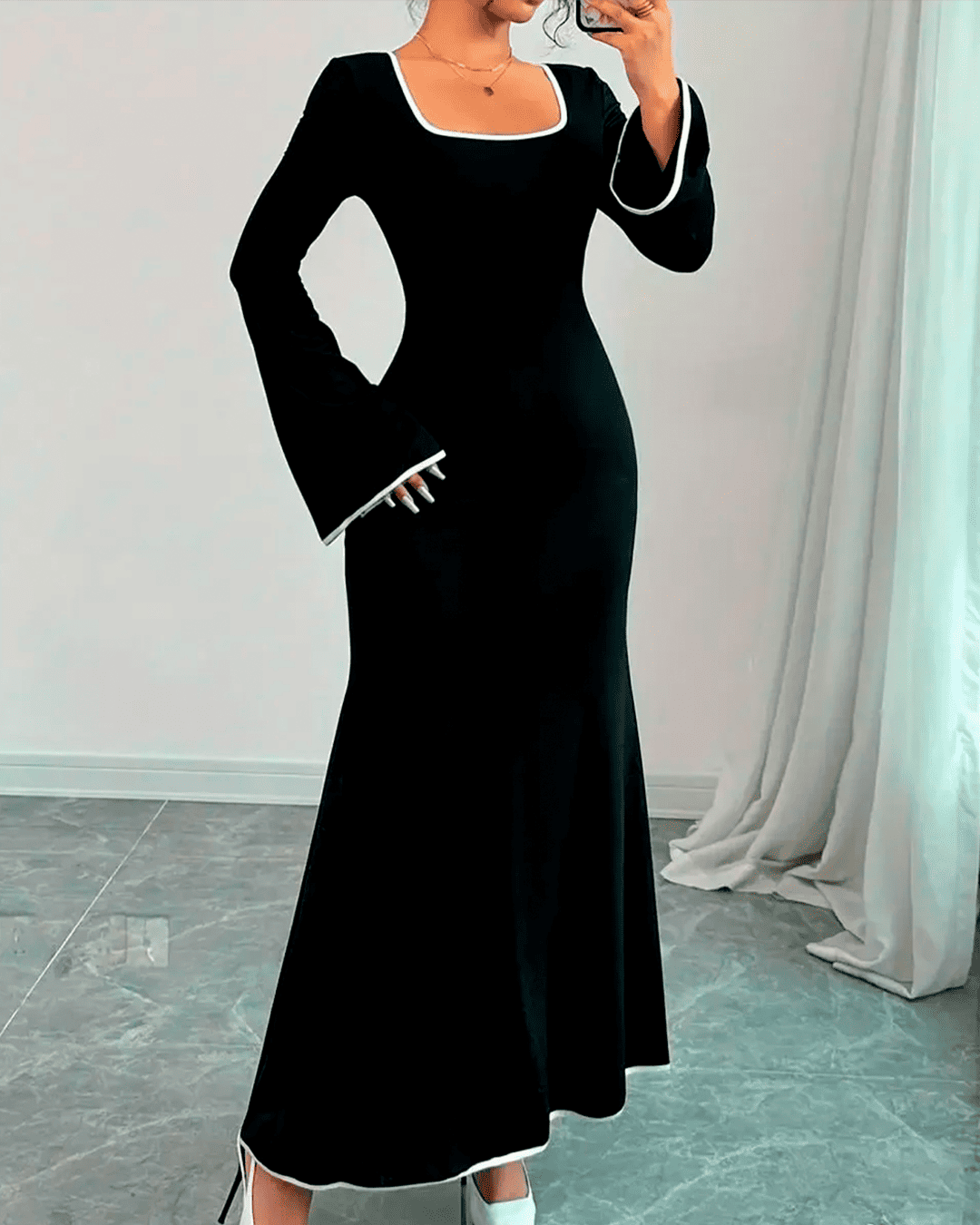 Col Carré Manches Évasées Bord Robe Sirène Contrastée