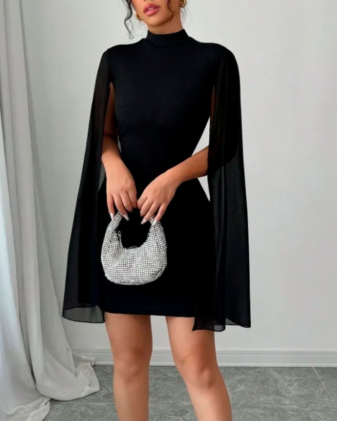 Col Montant Cape Fluide Mini-Robe