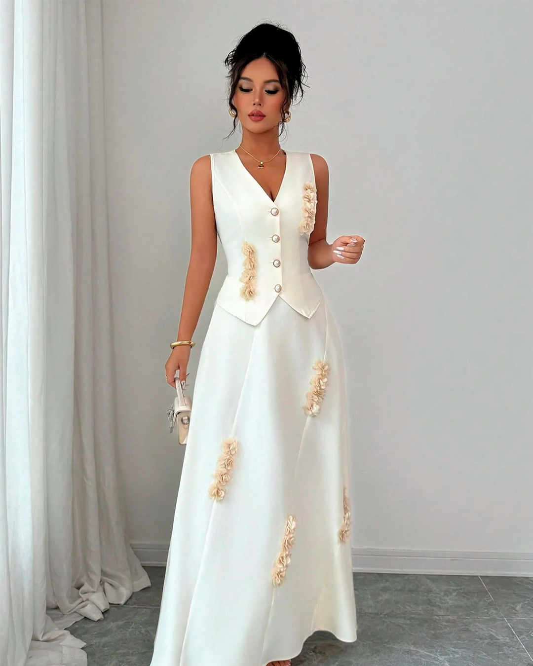 Ensemble Gilet Boutonné + Jupe Longue Appliquée