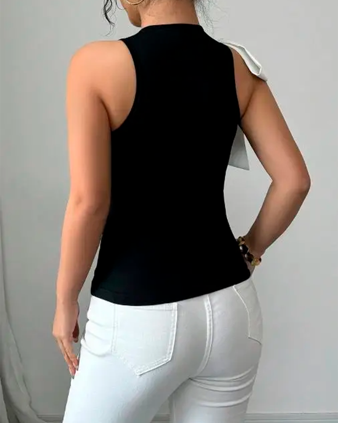 Blouse Sans Manches Nœud Épaule Coupe Ajustée