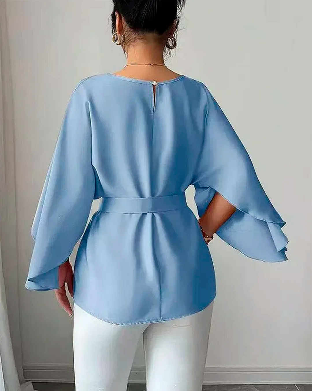 Blouse Manches Chauve-Souris Ceinturée Élégante