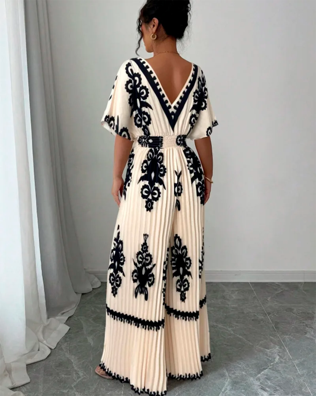 Combinaison Col V Plissé Taille Ceinturée Motifs Apricot