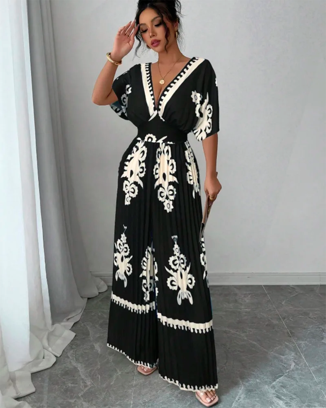 Combinaison Col V Plissé Taille Ceinturée Motifs Black