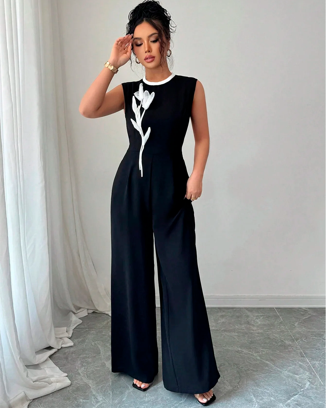 Combinaison Sans Manches Fleur Appliquée Taille Haute