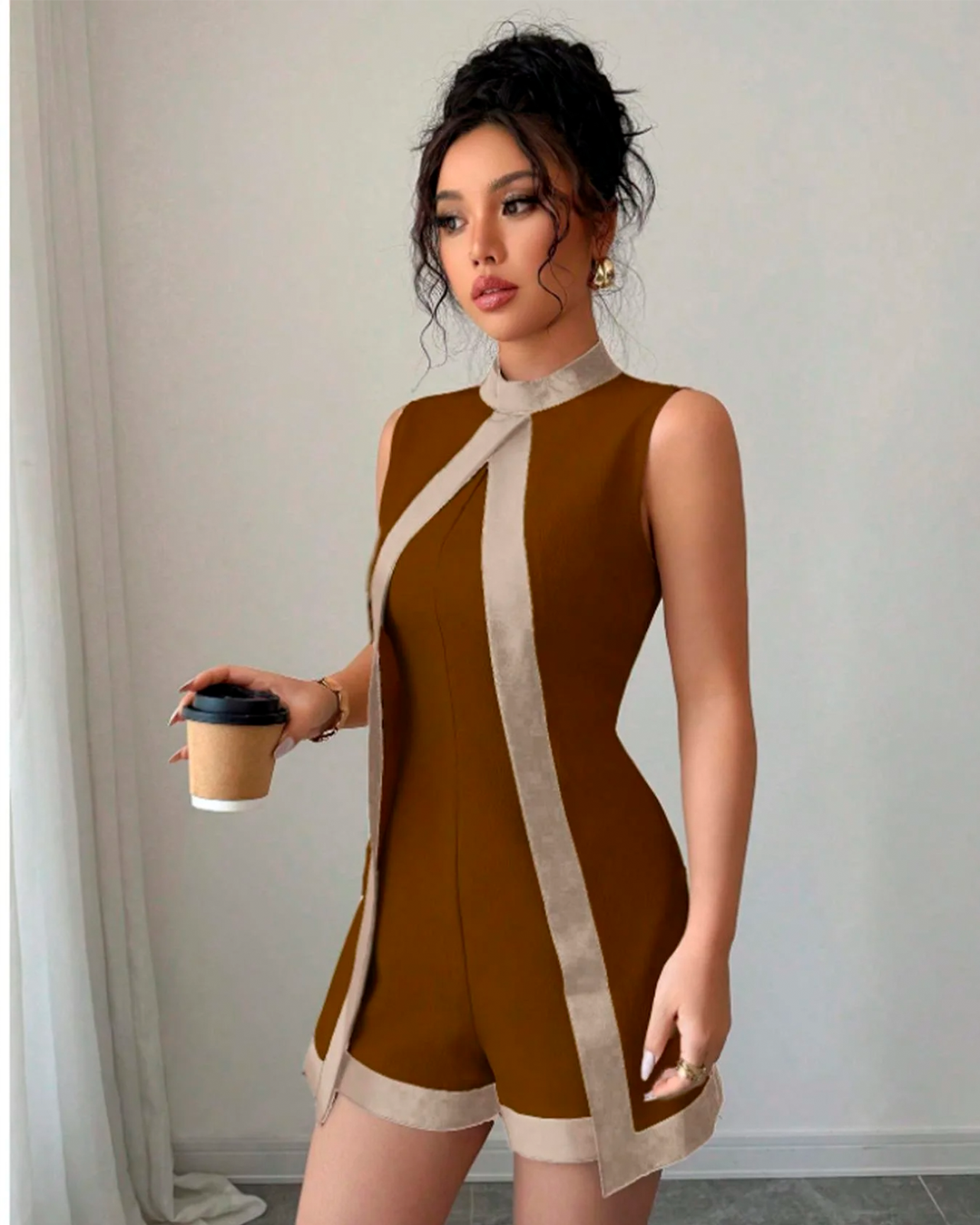 Combishort Sans Manches Bicolore Col Montant Chic