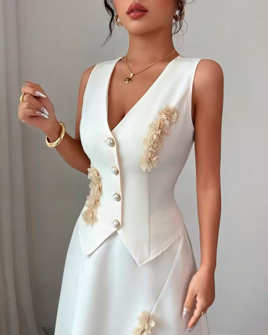 Ensemble Gilet Boutonné + Jupe Longue Appliquée