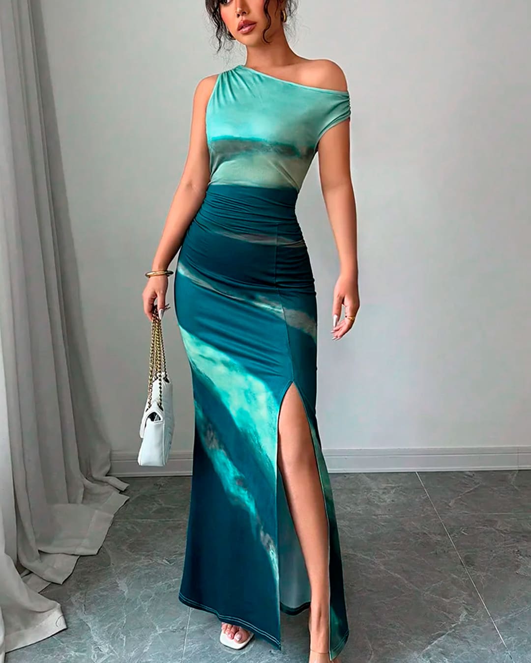 Robe Asymétrique Épaule Dénudée Fendue