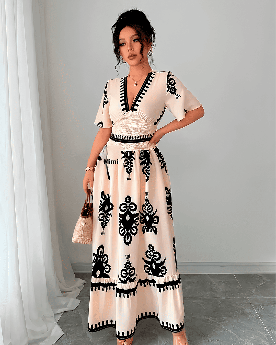 Robe Bohème Longue Broderie Col V Taille Smockée