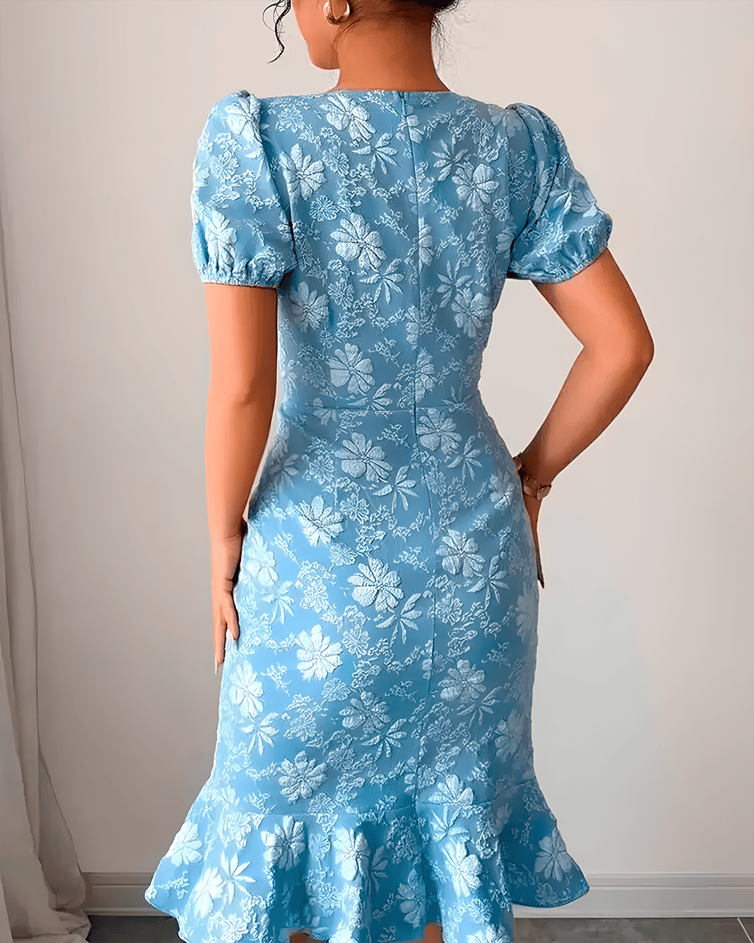 Robe Fleuri Manches Bouffantes Volant Jacquard