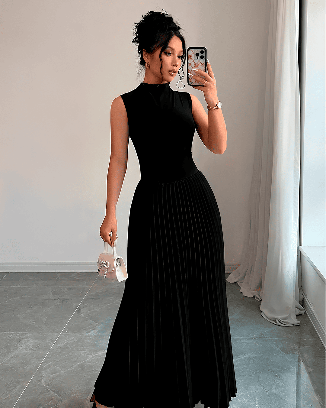 Robe Longue Col Montant Plissée Sans Manches