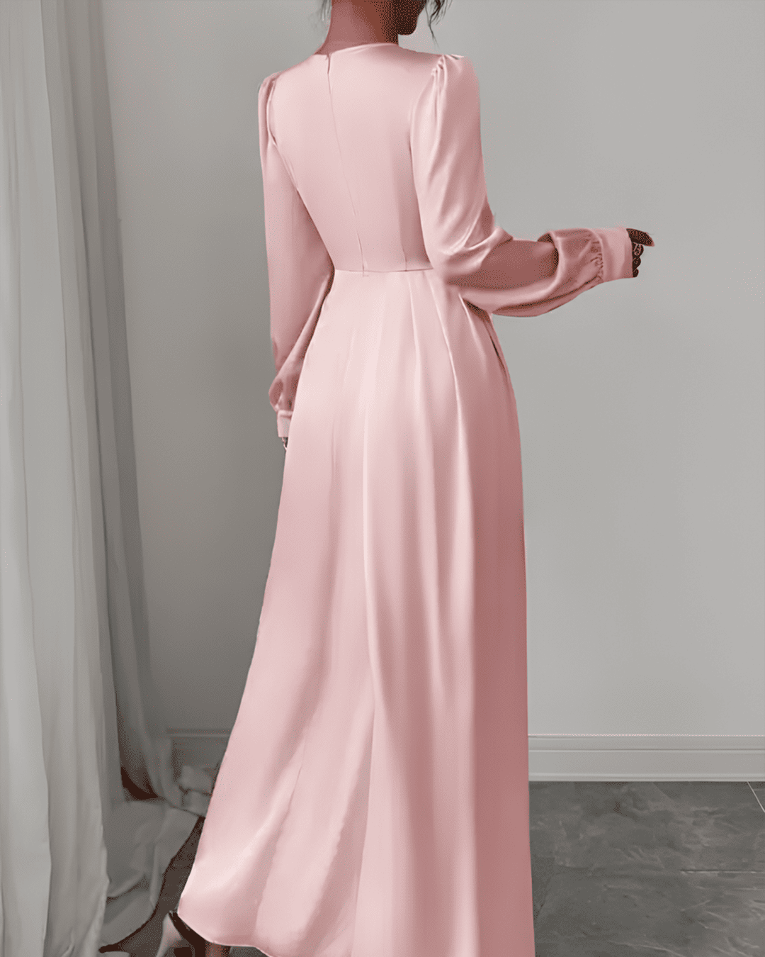 Robe Longue Satinée Drapée Manches Longues