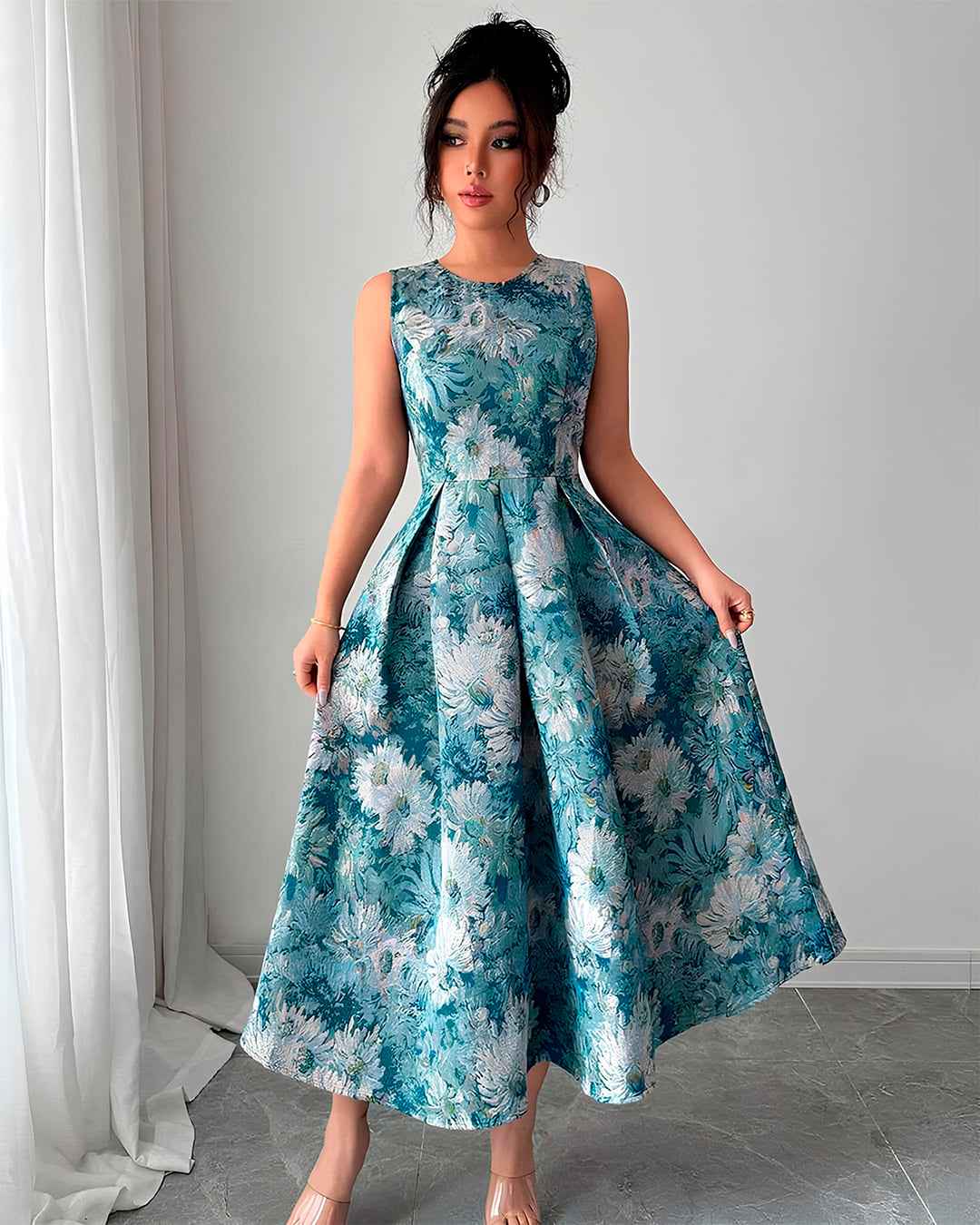 Robe Midi Évasée Sans Manches Jacquard Floral