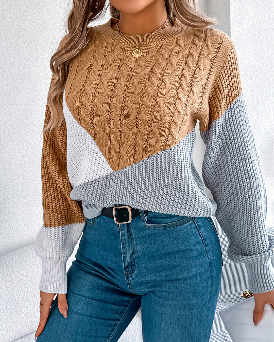 Sweater Women's Tri-Color Knit Black, White, and Gray