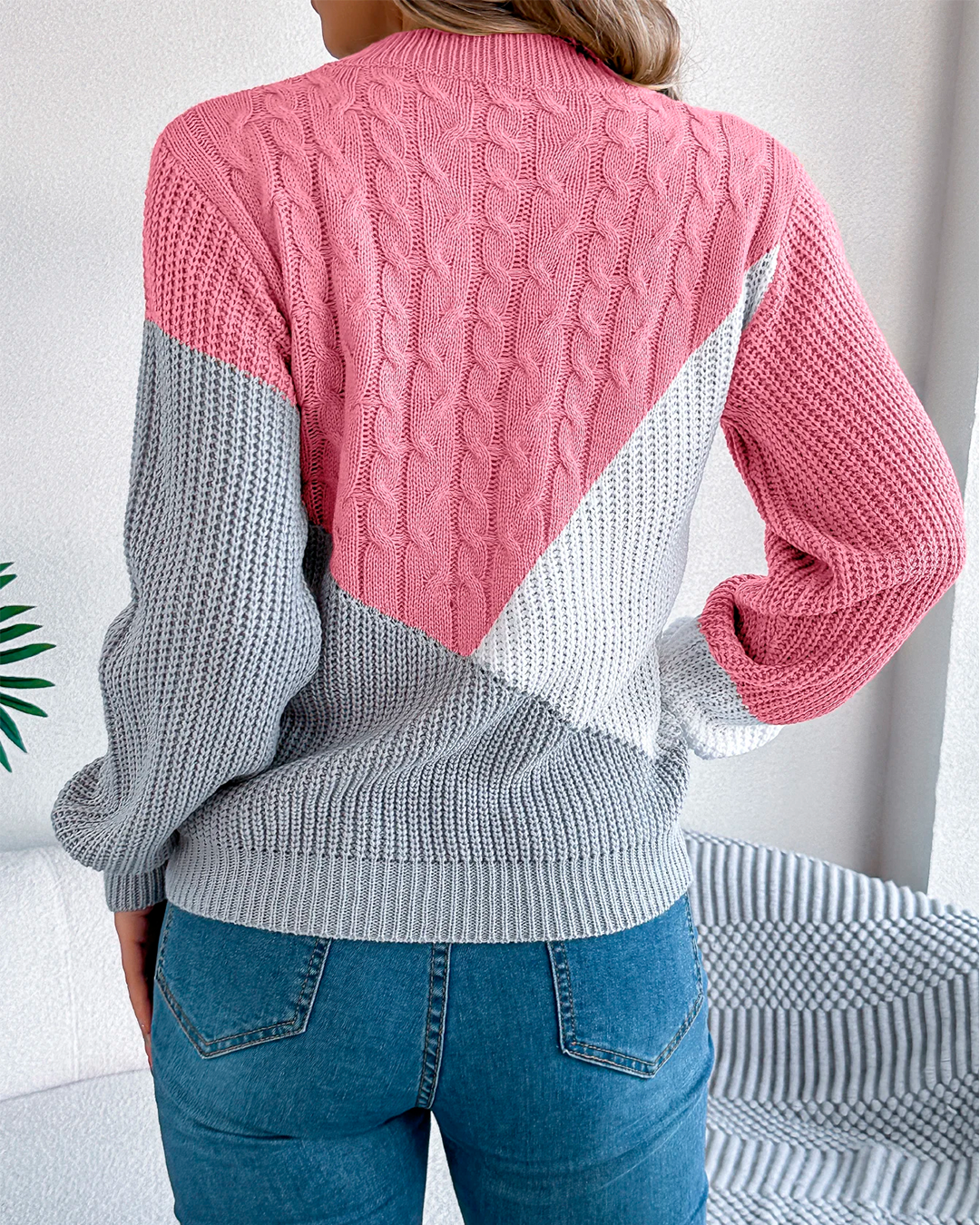 Sweater Women's Tri-Color Knit Black, White, and Gray