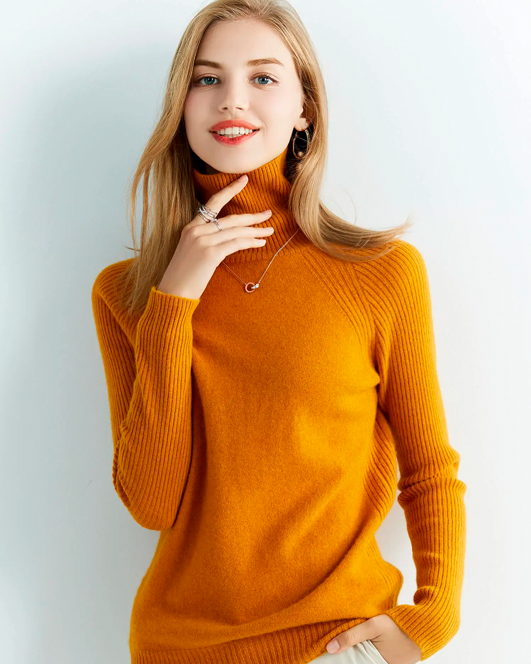 Sweater Women's White Knit Ribbed Detail