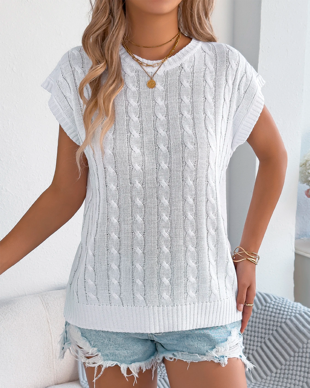 Textured Round Neck Knitted Blouse