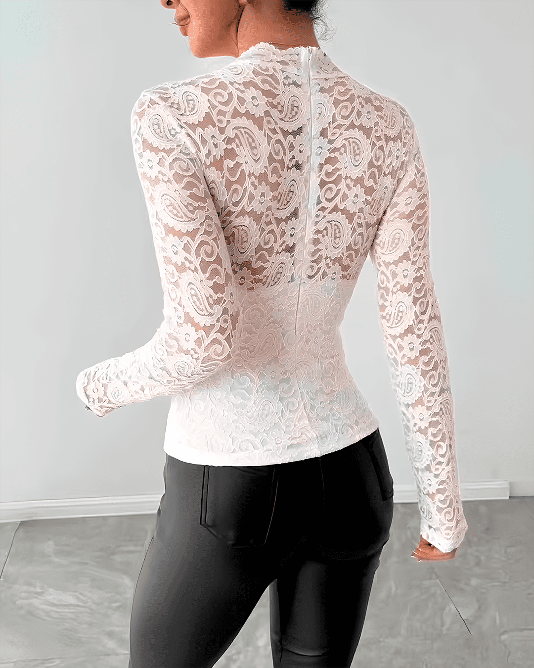 Body Dentelle Col Montant Manches Longues Cintré