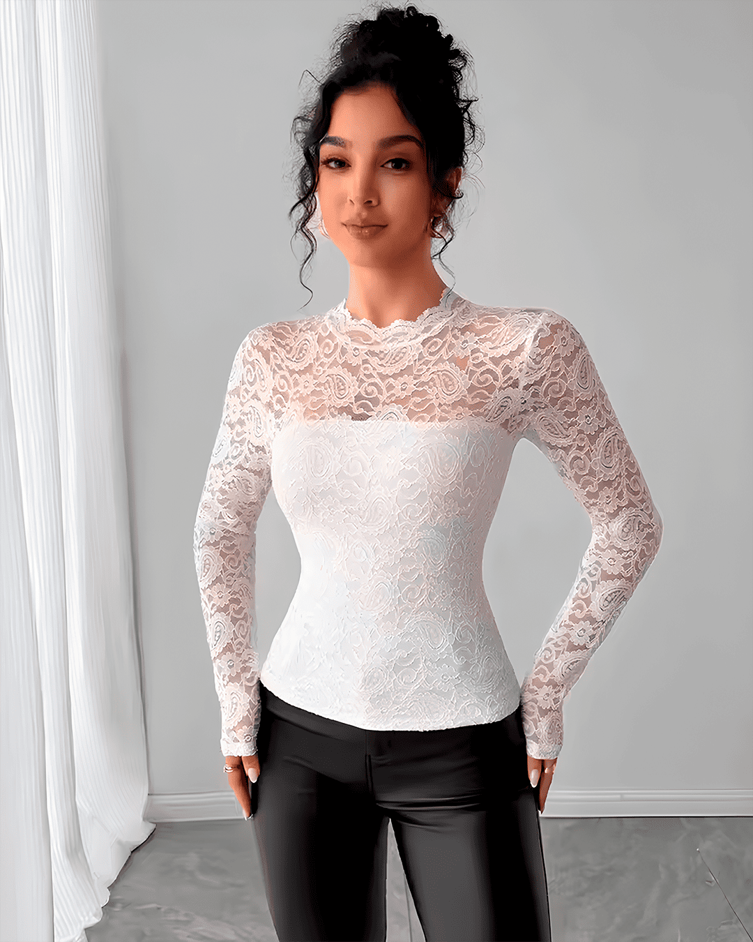 Body Dentelle Col Montant Manches Longues Cintré